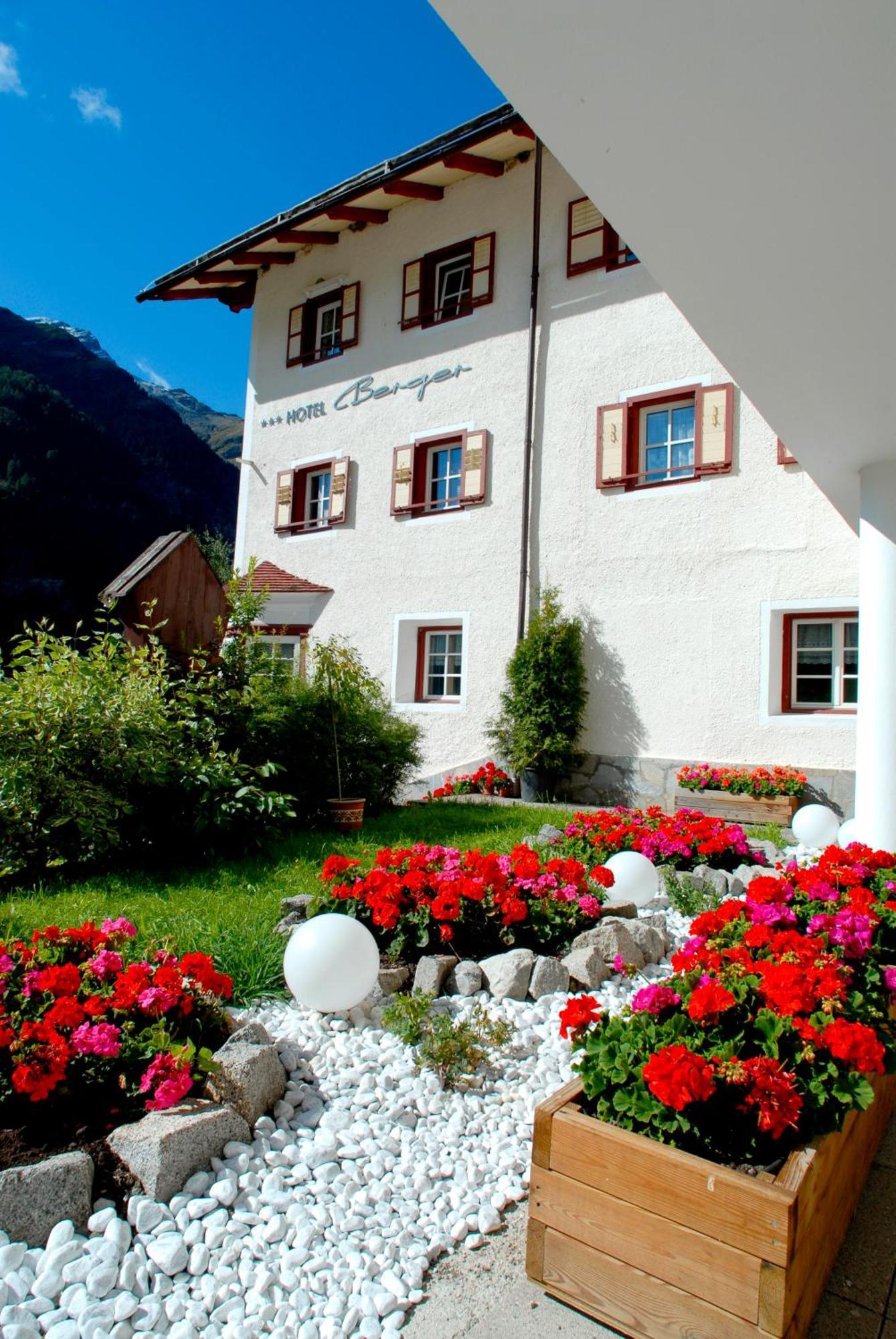 Hotel Berger Superior Riva di Tures Εξωτερικό φωτογραφία