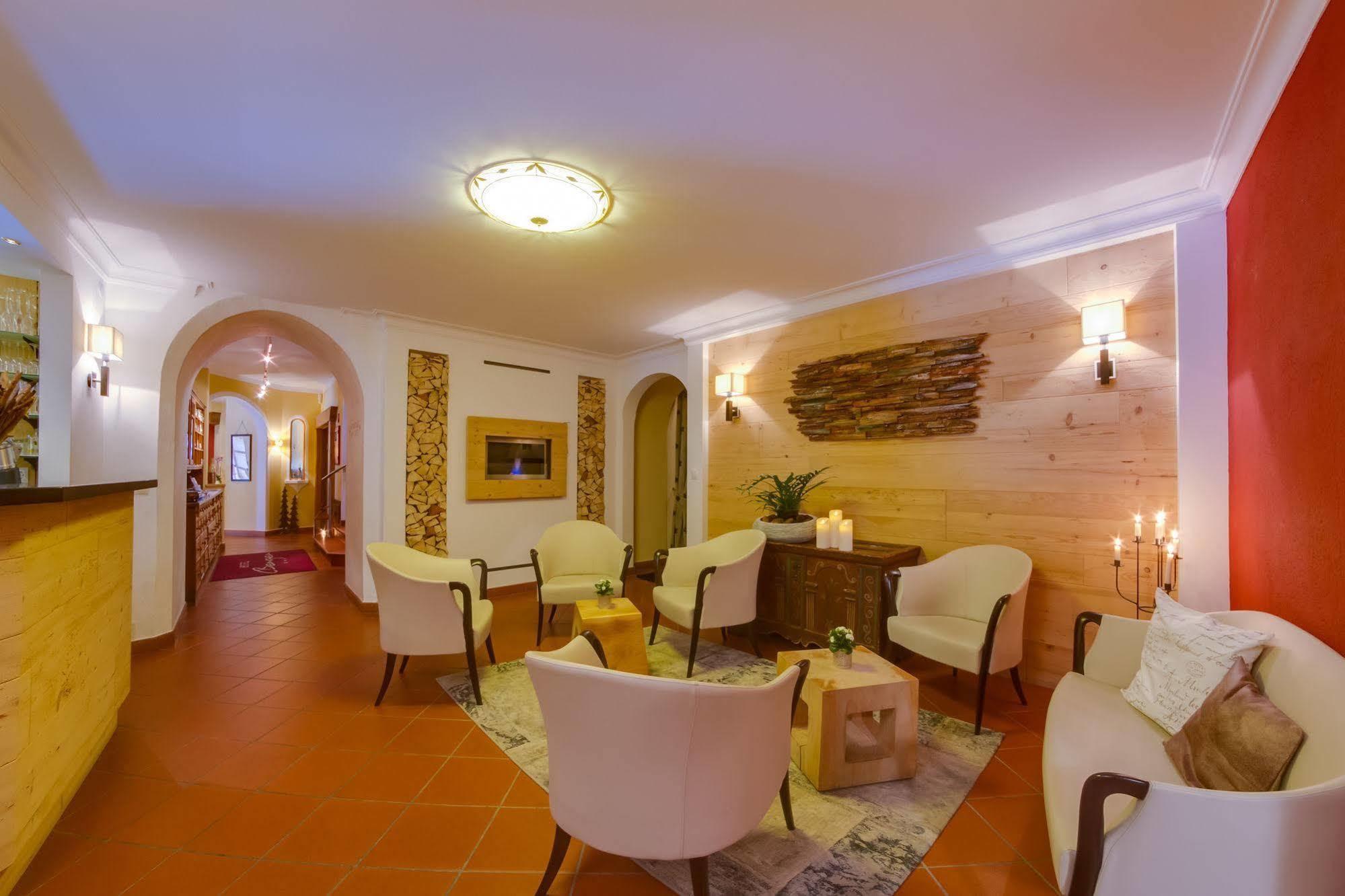 Hotel Berger Superior Riva di Tures Εξωτερικό φωτογραφία