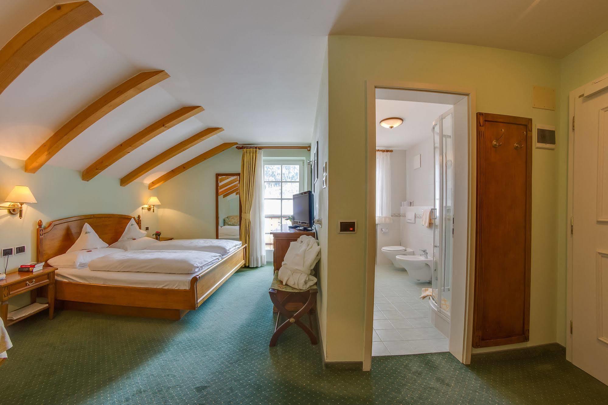 Hotel Berger Superior Riva di Tures Εξωτερικό φωτογραφία